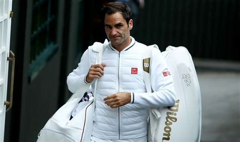 Sedangkan seragam merah yang disebut seragam tanding uniqlo 20 milik roger federer adalah kombinasi dari warna merah cemerlang dan pola garis yang teratur. Roger Federer reflects on memorable McDonald's trip during ...