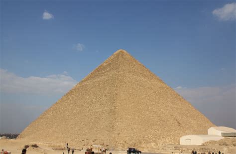 Filegreat Pyramid Of Giza 2010