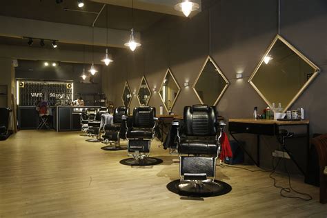 Fantastic new barbershop with an authentic feel, which is located down the street from the capitol! The best barbershops in KL
