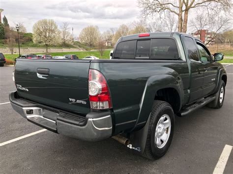 Unless otherwise noted, all vehicles shown on this website are offered for sale by licensed motor vehicle dealers. Super clean 2010 Toyota Tacoma SR5 pickup for sale