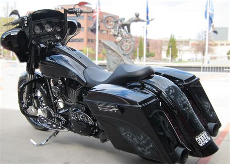 The 2013 my harley davidson street glide is addressed for riders who prefer a more minimal touch in their touring machine. 2009 Harley-Davidson® FLHX Street Glide® (Black ...