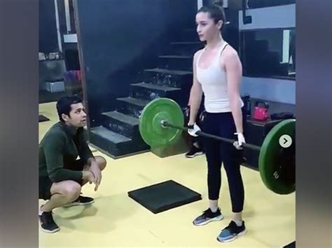 Alia Bhatt Shares A Video Of Her Doing Deadlift Heres Why You Should