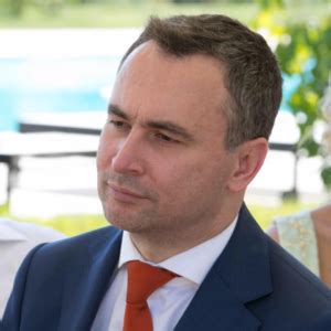 Ioan Hanes, MD - Board and Staff - The European Lifestyle ...