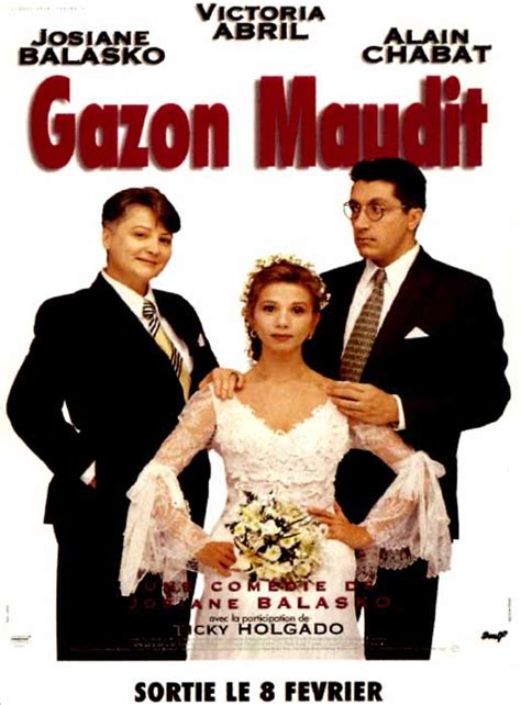 His wife beautiful wife loli looks after his home and two children unaware of his many affairs. Gazon Maudit - Univers-L