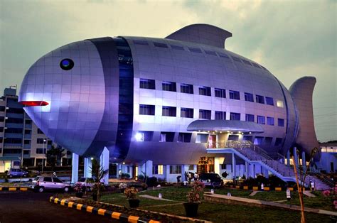 10 Amazing Office Buildings In India News Zee News