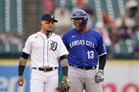 Harold Castro Homers But Tigers Lose Lead Game And Series To Royals