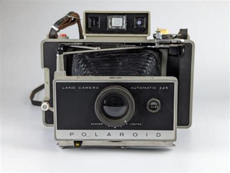 Polaroid Automatic 225 Instant Film Land Camera Ebay