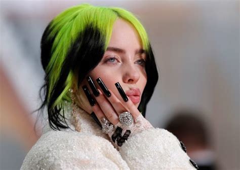 Billie Eilish Faced Backlash For Bikini Photos Demotix