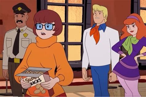 ‘scooby Doos Velma Now Definitely Lesbian In New H