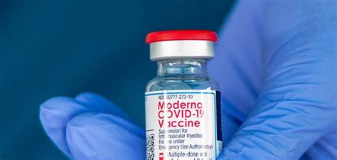 Las personas de 12 años o mayores pueden recibir la vacuna de pfizer. Moderna inicia las entregas de su vacuna contra el Covid ...