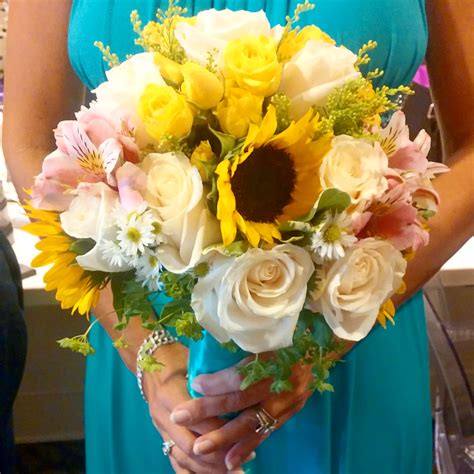Sunflower Bridal Bouquet In Downey Ca Chitas Floral Designs