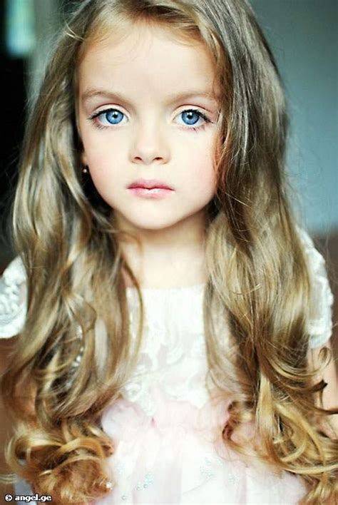 俄罗斯9岁模特走红 盘点全球超美小萝莉 组图 图片中国中国网