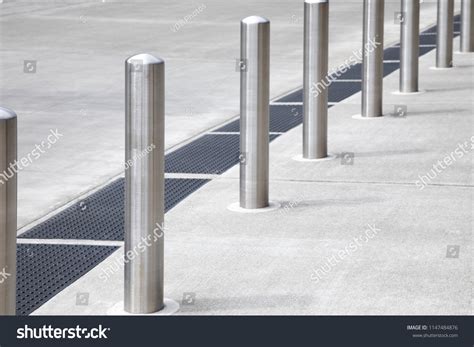 37370 Bollards Stock Photos Images And Photography Shutterstock