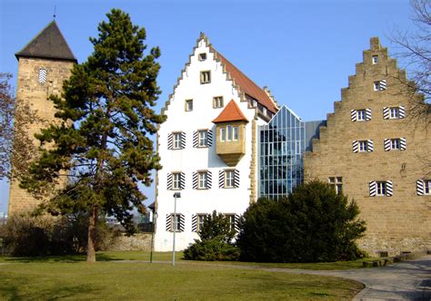 Die höchstgeschwindigkeit beträgt 50 km/h. Deutschordensschloss Neckarsulm - Wikiwand
