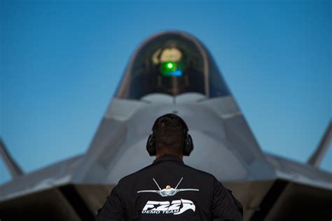 F 22 Raptor Demonstration Team Militaryleak
