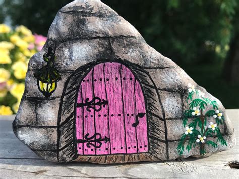 Tiny Painted Fairy Door Rock Rock Painting Patterns Painting