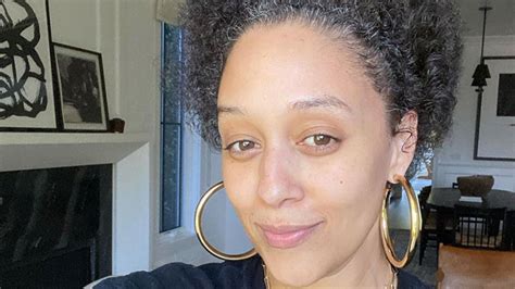 Tia Mowry Shows Off Her Natural Hair And Fans Go Wild For It See The Pics Access