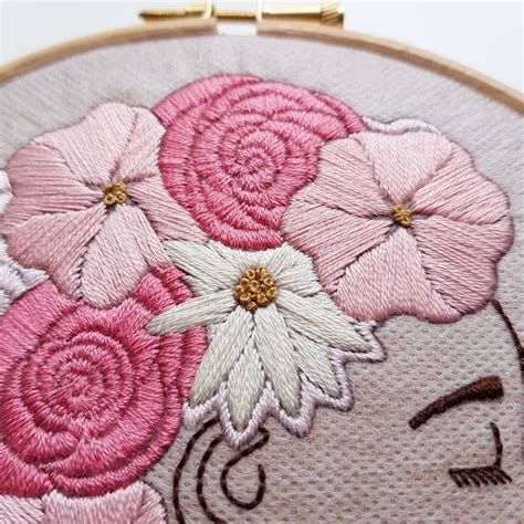 Pattern coming soon: Summer Queen. Satin stitch, french knots, back ...