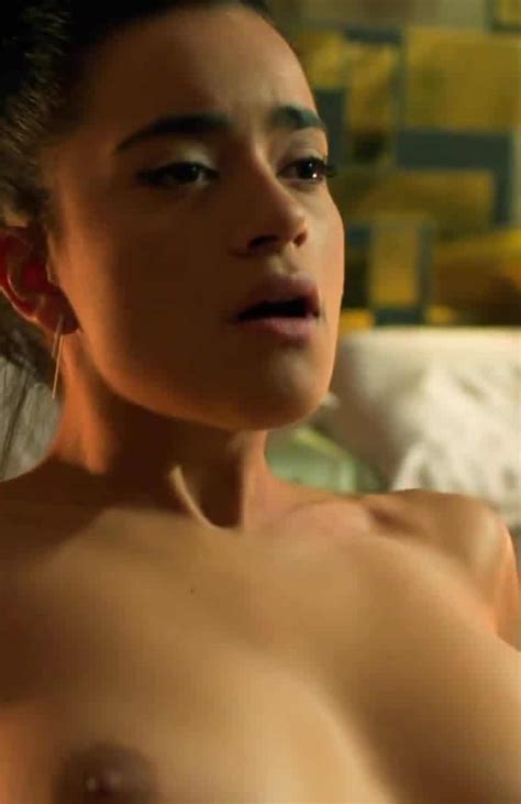 Paulina Gaitán Nude The Girl from Narcos Sex Videos Celebs Unmasked