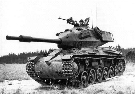 1989 premières elections libres en russie. La Suéde et ses blindés | Véhicules militaires, Char de ...