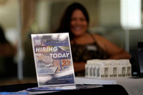 Us Unemployment Claims Rise Third Straight Week To 362000
