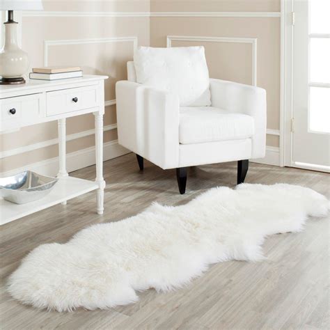 White fluffy living room rug