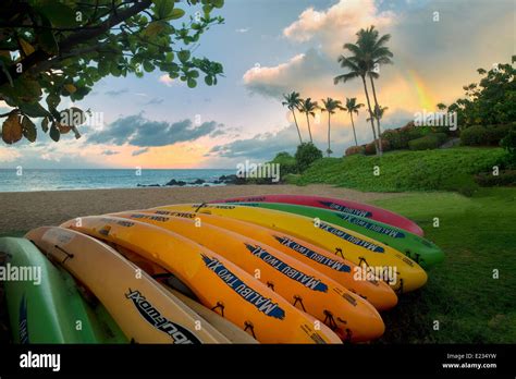 Kayaks On Beach With Rainbow Maui Hi Res Stock Photography And Images