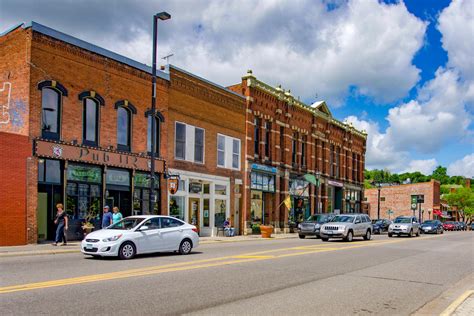 A Small Town Encounter in Stillwater, Minnesota - Little Things Travel