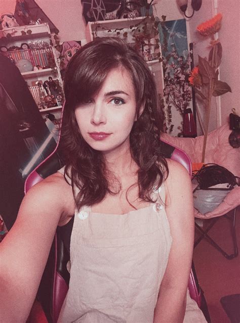 Kaitlin Witcher Streamer Cute Selfie In Prk6942