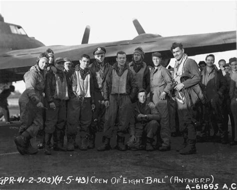Captain Clark Gable Top Gunner With The 8th Air Force Crew Eight