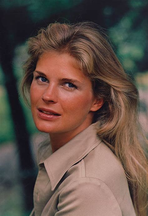 See The Most Iconic Hairstyle From The Year You Were Born Candice Bergen Glamour S Hair