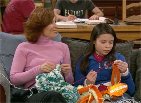 2005 wurden die dreharbeiten unterbrochen, da drake bell einen autounfall hatte. Image - Foam Finger 6.jpg | Drake and Josh Wiki | FANDOM ...