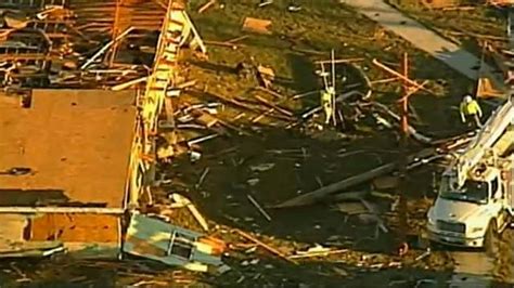 Hundreds Of Homes Damaged As Storms Tornadoes Batter Midwest