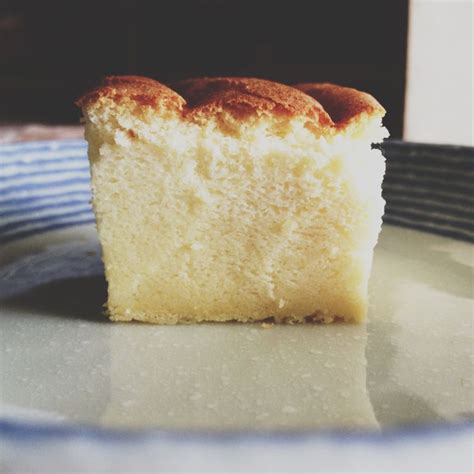 Cotton cheesecake / japanese cheesecake is my new favorite dessert and after you try this recipe, it will become your favorite too! Japanese Cotton Sponge Cake | Japanese cake, Dessert ...