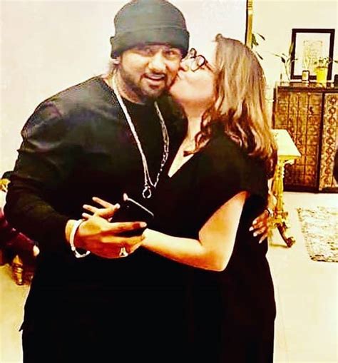 Singer Rapper Yo Yo Honey Singh And Wife Shalini Talwars Loved Up Pics From Happier Times In