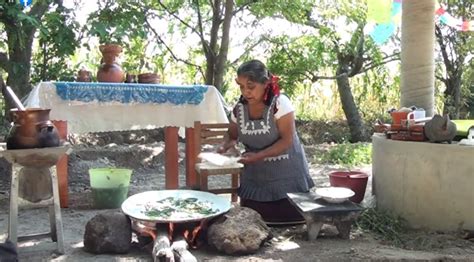 Cocinera De Huaquechula Triunfa Con Receta De Alaches Enlace Noticias