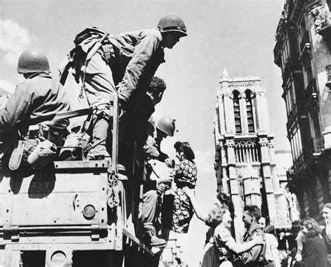 Ap Was There Allied Forces Liberate Paris From Nazis The Washington Post