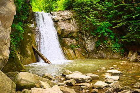10 Most Beautiful Waterfalls In Romania 2022