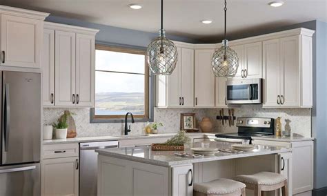 Gives us a call or come into our store. Mahlander's Appliance and Lighting | Sioux Falls, SD