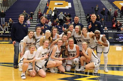 Girls Basketball Snaps 24 Year District Championship Drought Central