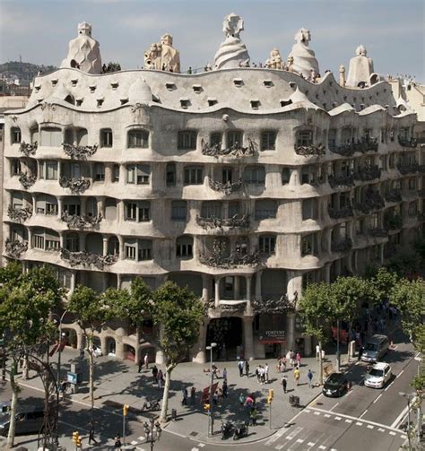 Gaudi Casa Milà Architectural Masterpiece By Antoni Gaudí