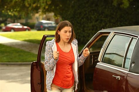 ‘the Middle Star Eden Sher Says Spinoff Pilot Is Underway