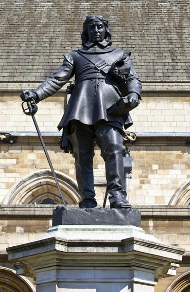 Lord Oliver Cromwell Statue 스톡 사진 로열티 프리 Lord Oliver Cromwell Statue