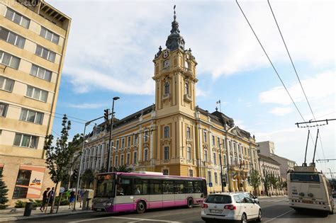 It is the seat of cluj county in the northwestern part of the country. Primăria Cluj-Napoca va avea program special în perioada 1 ...