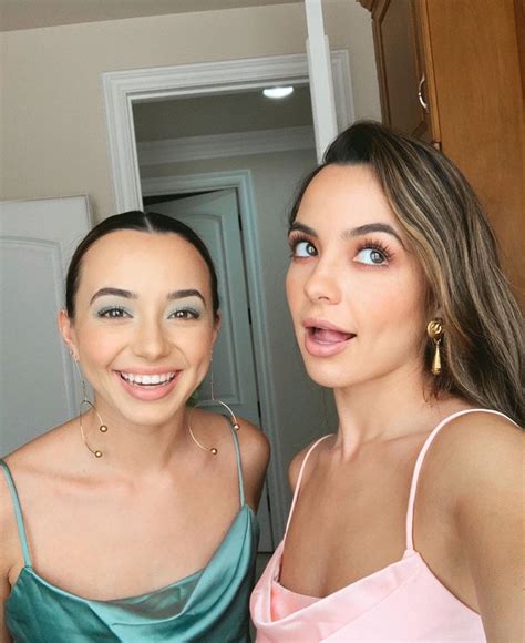Merrell Twins With Their Youtube Career And Tiktok Age Date Of Birth