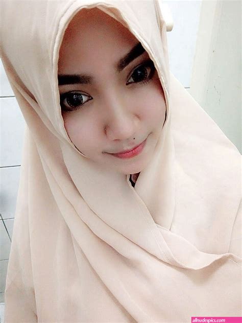 Berjilbab Telanjang Bugil Nudes Pics