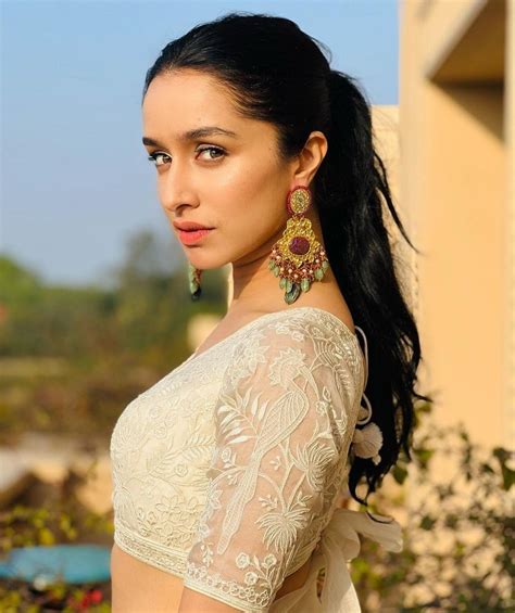 100 Shraddha Kapoor Beautiful Hd Photos And Mobile Wallpapers Hd
