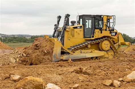 Good condition caterpillar d6r dozers available between 1991 and 2017 years. New Cat D6 goes fully automatic