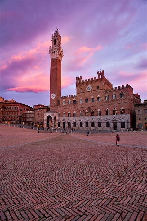 Piazza Del Campo Juzaphoto Siena Italy Places In Italy Italy