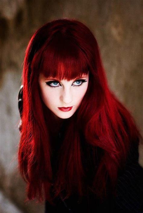 Pin By Al Reid On Pretty Young Things Beautiful Red Hair Redhead Beauty Dark Beauty